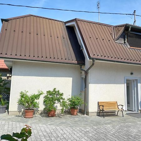 Stara Jezica Apartments With Wifi Ljubljana Exterior foto